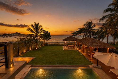 Luxury Beachfront Estate w Private Chef, Full StaffConcierge Resort Amenities in Playa Flamingo