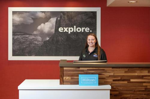 Vestíbulo, Hampton Inn Phoenix/Chandler in Chandler
