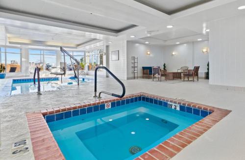 Hilton Garden Inn Starkville - image 28