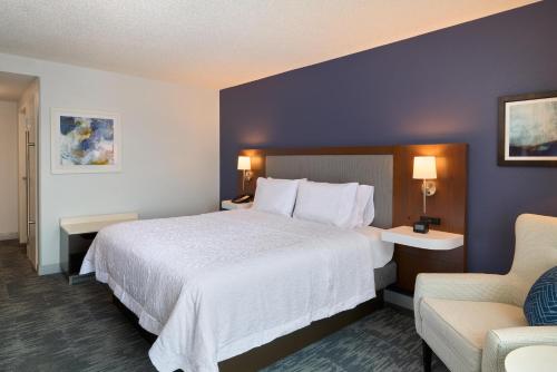 Hampton Inn Washington-Downtown-Convention Center, DC Room Type - King Room with City View - High Floor
