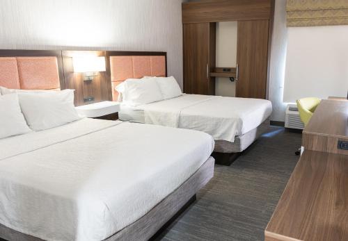 Hampton Inn Williamsport - image 38