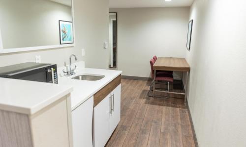 Hampton Inn Williamsport - image 16