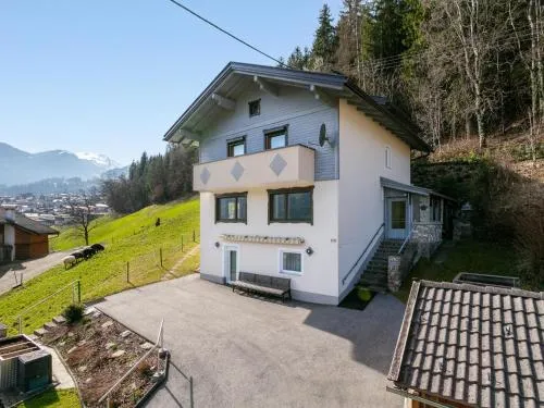 Nachtschatt in Fügen, Österreich