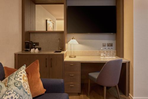 DoubleTree by Hilton London – West End - image 40