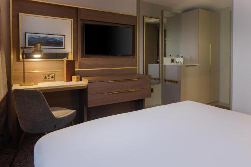 DoubleTree by Hilton London Angel Kings Cross - image 31
