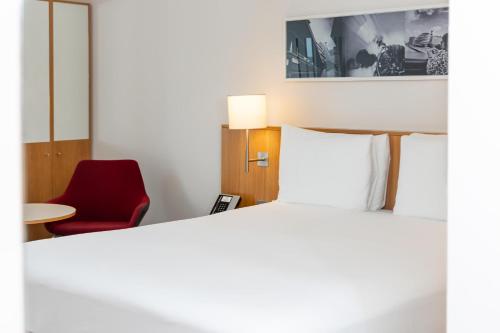 DoubleTree by Hilton Hotel London - Tower of London - image 25