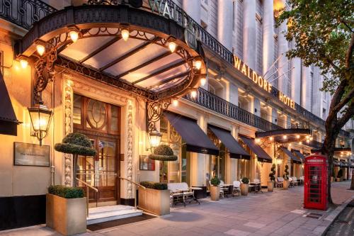 The Waldorf Hilton - image 15