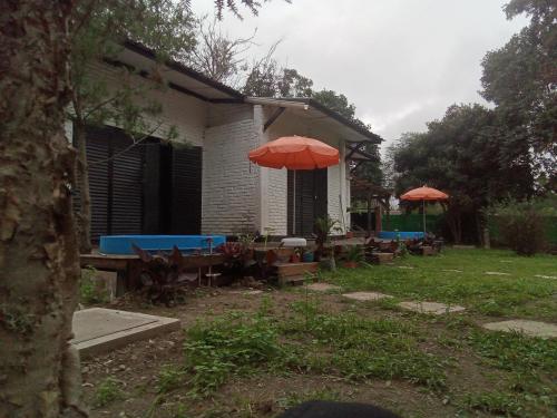 숙소 외관, Casa113 in 헤네랄 알바라도
