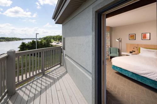 Vistas, Hilton Garden Inn Sioux City Riverfront in Sioux City Center