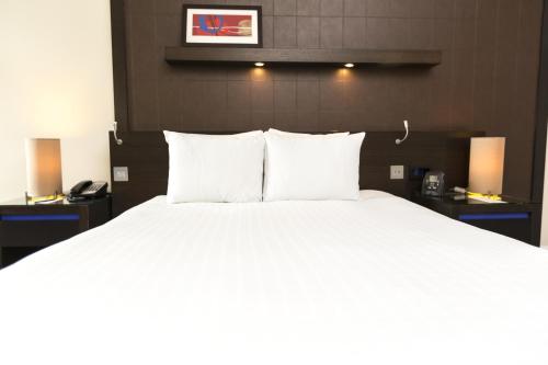 Hilton London Canary Wharf - image 5