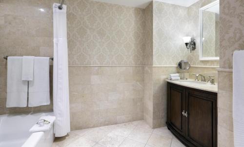 Madison Beach Hotel Curio Collection by Hilton - image 38