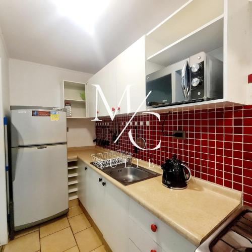 Cocina, Sector Sur 4 a 5 personas., Factura, Parking. in Playa Blanca