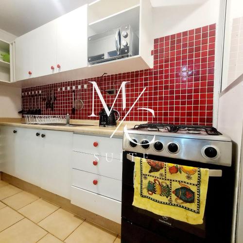 Cocina, Sector Sur 4 a 5 personas., Factura, Parking. in Playa Blanca