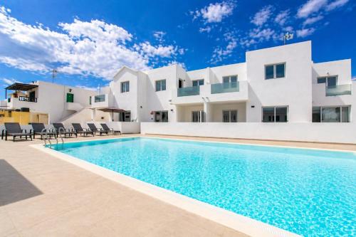 Casa Ocean Bliss; 2-bed apt. in perfect location!