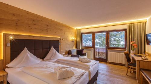 2 twin beds