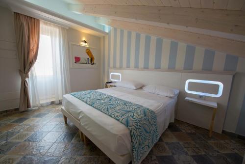 Executive Suite with Sea View image 10