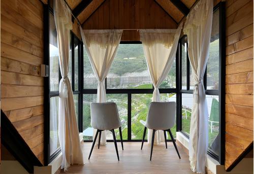 La Casa Bola Ecohotel in Guaillabamba