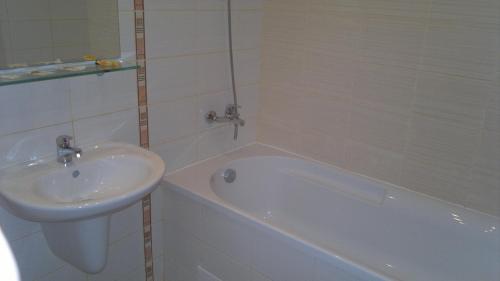 One-Bedroom Apartment with Balcony image 7