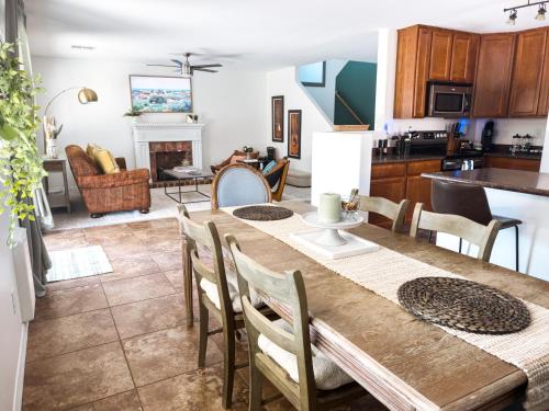 köök, Family Home: Game Room + Yard Near Spring Training in Peoria (AZ)