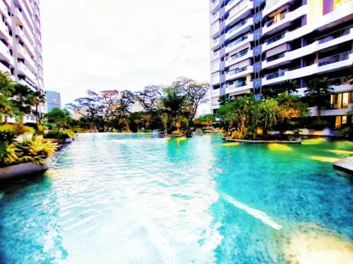 Master Bedroom in 3BR Shared Apt in Serangoon