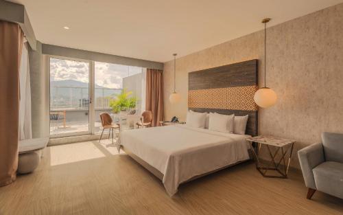 V Grand Hotel, a member of Radisson Individuals