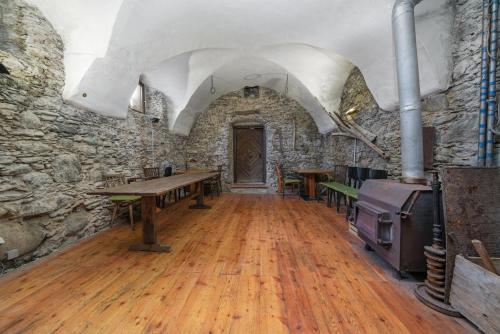 Viesnīcas āriene, Schloss Berg Klösterle (Schloss Berg Klosterle) in Zedlitzdorf