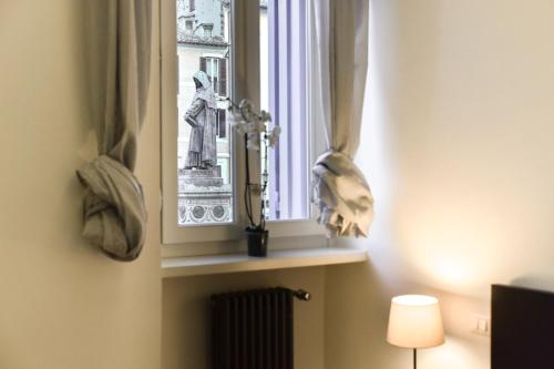 Campo de' Fiori Brand New Apartment - main image