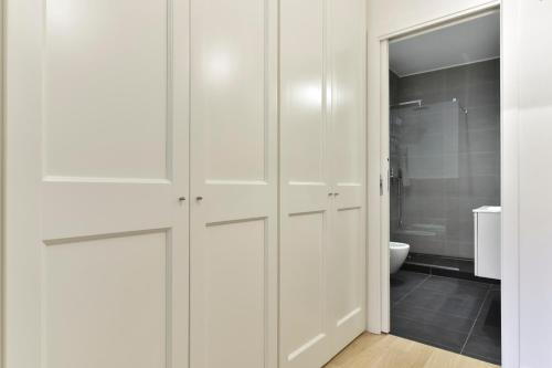 Campo de' Fiori Brand New Apartment - image 5