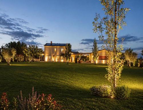 Si Sofia country house in Капаччо