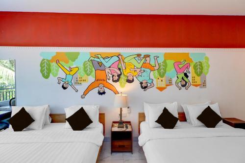 room detail thumbnail 2
