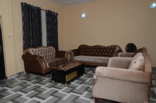 Besta Apartments in อะคูร์