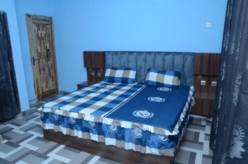 Besta Apartments in อะคูร์