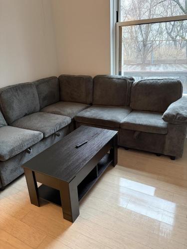 Luxury 3BR Apartment Morningside Drive – khách sạn tại Harlem