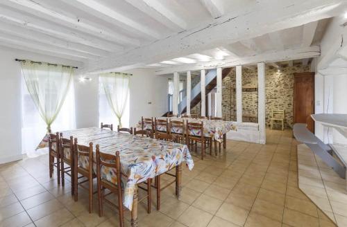 Iekārtas, Gîte rural spacieux avec piscine (Gite rural spacieux avec piscine) in Nuille-sur-Vicoin