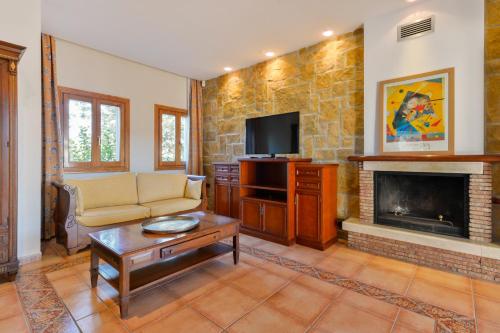 Villa Mercedes - image 2