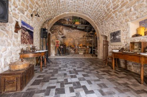 SI-Moutique Le Case degli Avi barocche ,antico abitare in grotta