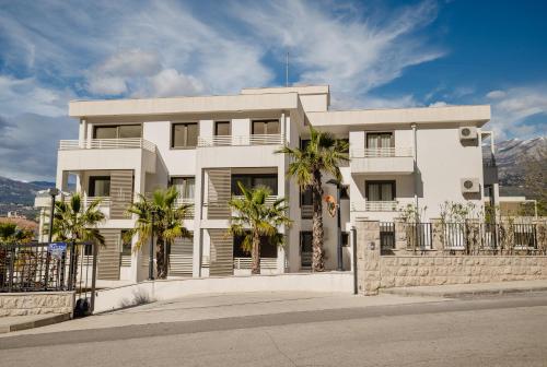 Adriatic Sea Escape B20
