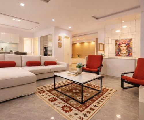 Eni`s Apartments, Tirana