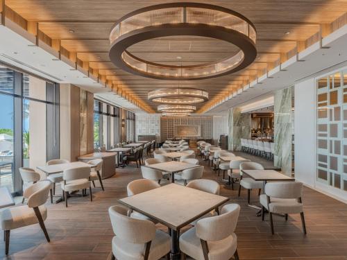 Restaurant, ALLAMANDA Splendid in Shigira Beach