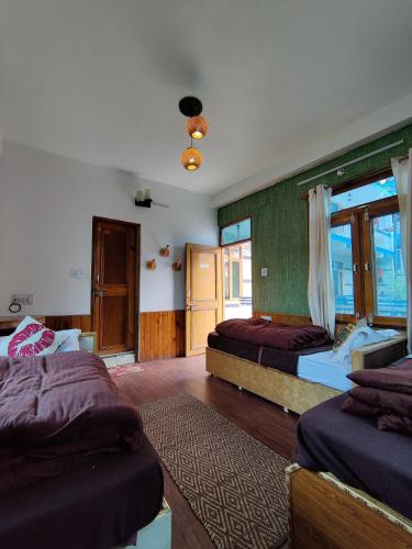 1 twin bed