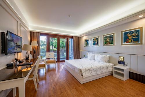 room detail thumbnail 0