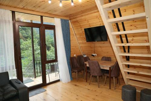 LUNEA cottage in Acharistskali