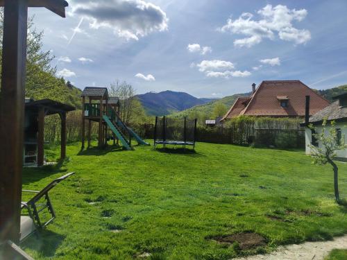 Căsuța din Rusca (Casuta din Rusca) in Sebesu De Sus