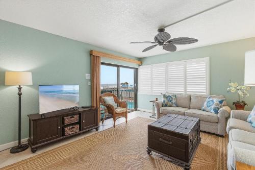 Ocean Reef Villas 207 in New Smyrna Beach, USA
