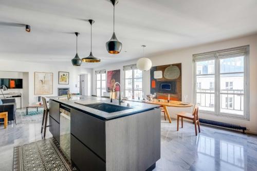 Modern Apartment - 1BR 2P - Marais République - image 4