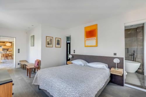 Modern Apartment - 1BR 2P - Marais République - image 14