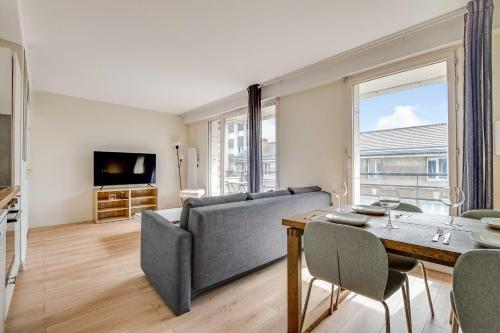 Spacious Apartment 1BR 4P - Buttes-Chaumont - image 4