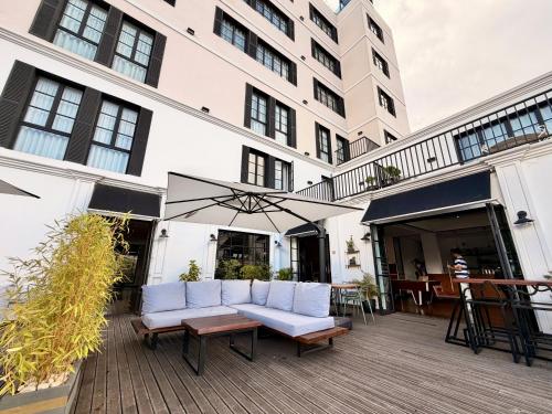 Grand Hotel Urban in อันตานานาริโว