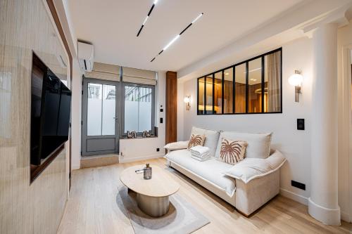 New suite 6 people - Saint Germain Notre-Dame#AC