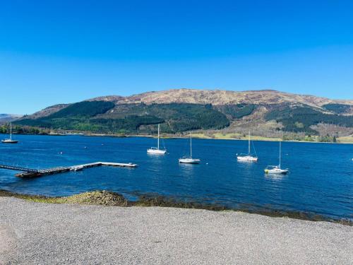 Skats, Braehead Cottage in Glenko